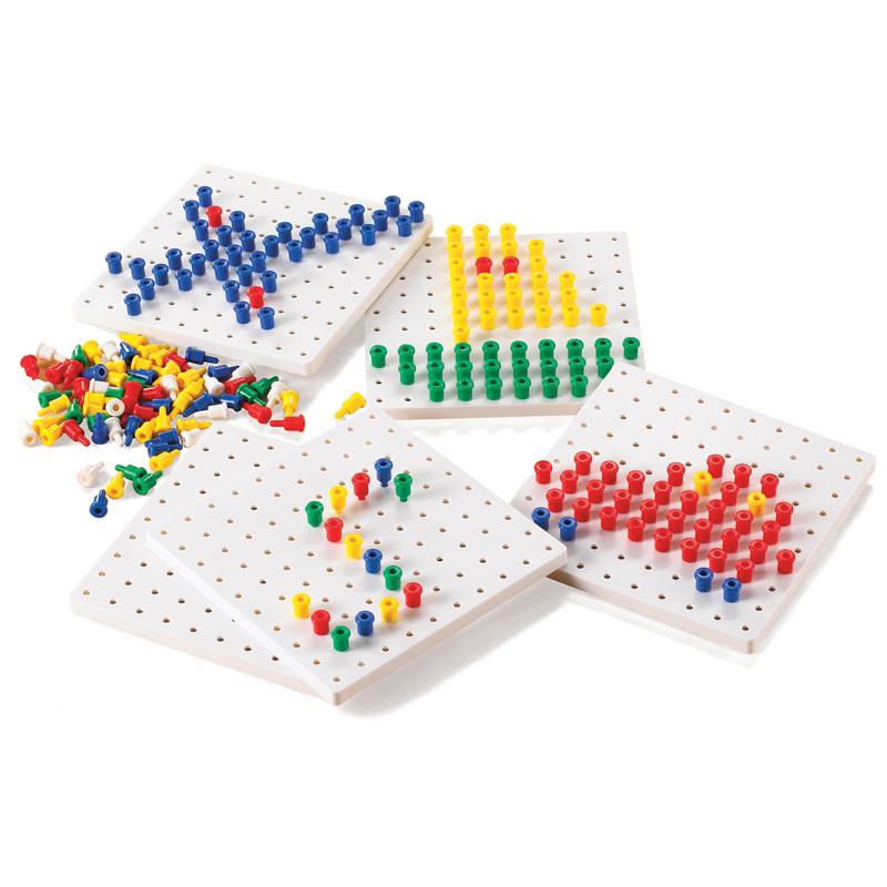 Pegs and Peg Board Set, 5 Boards, 1000 Pegs
