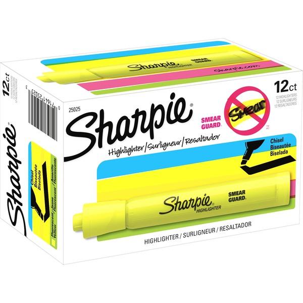 Sharpie Highlighter - Tank - Chisel Marker Point Style - Fluorescent Yellow - 12 / Pack
