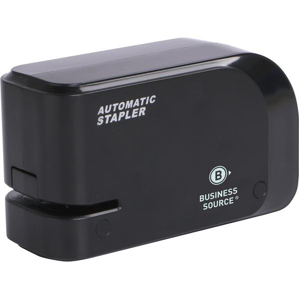 Business Source Electric Stapler - 20 Sheets Capacity - 105 Staple Capacity - Half Strip - 24/6mm, 26/6mm Staple Size - 2 x AA Batteries - Battery Included - Black